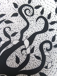 Image 3 of TREE OF LIFE noir et beige