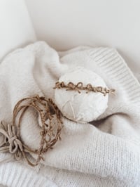 Image 1 of twine bow halo