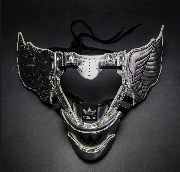 Image of SNEAKER WING MASK I / JS AD / SILVER - BLACK