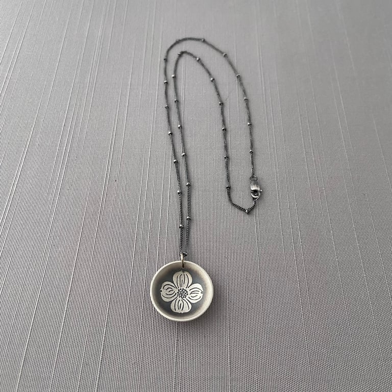 Startling Silver Dogwood Blossom Saucer Necklace Image 4