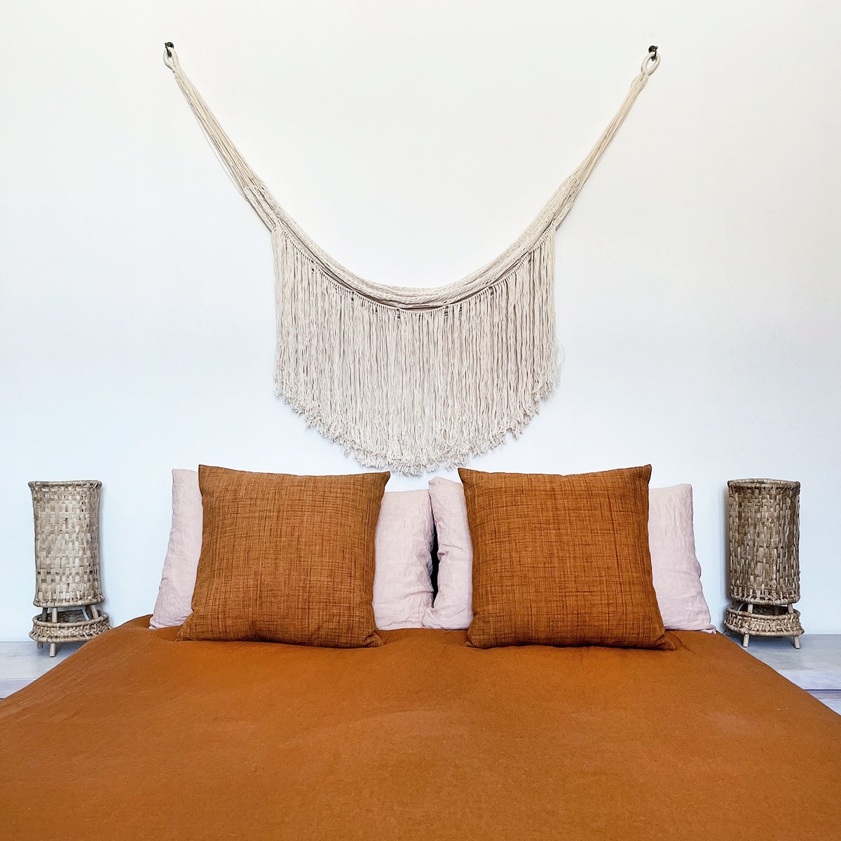 hang hammock on wall