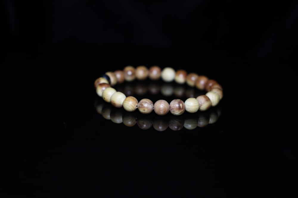 Handmade 8MM Cedar Wood Mala Beads Fragrant Natural Wood Round Beads Stretch Bracelet Size 7.5