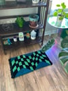 Checkered Wave Accent Rug (Black/ Teal)
