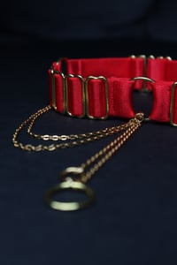 Image 4 of Choker decorated with small chains