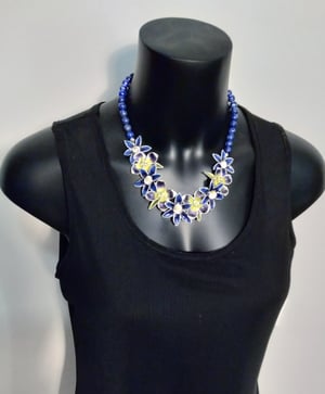 Image of Australian Wildfowers – Sun Orchid and Boronia Necklace