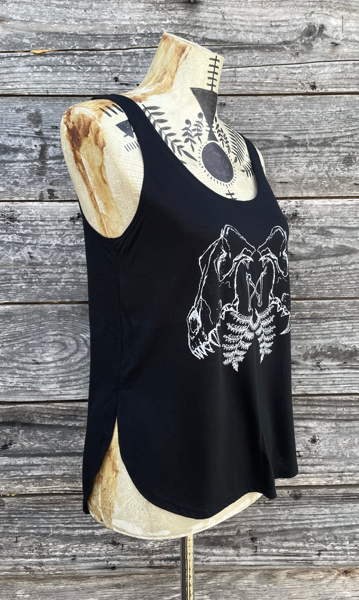 soduk(スドーク) shrinked drawing tank top