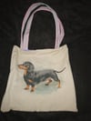 Various breeds: large and sturdy shopping bags