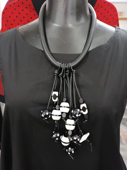 Image of black and white cluster necklace