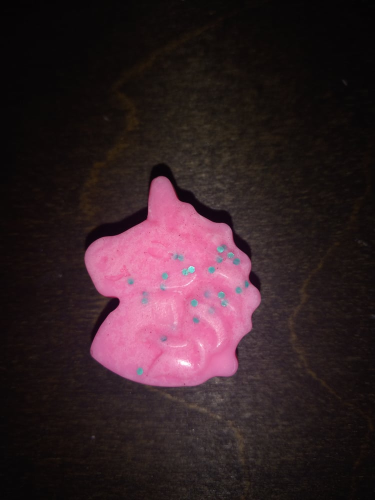 Image of Unicorn melts 