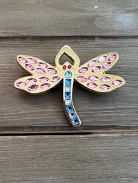 Dragonfly pin