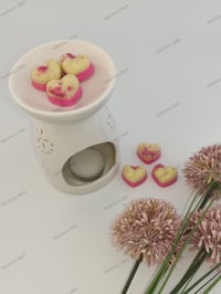 Image 2 of Heart Shaped Wax Melts
