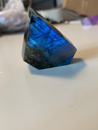 Mini Blue Flashy Labradorite Freeform 