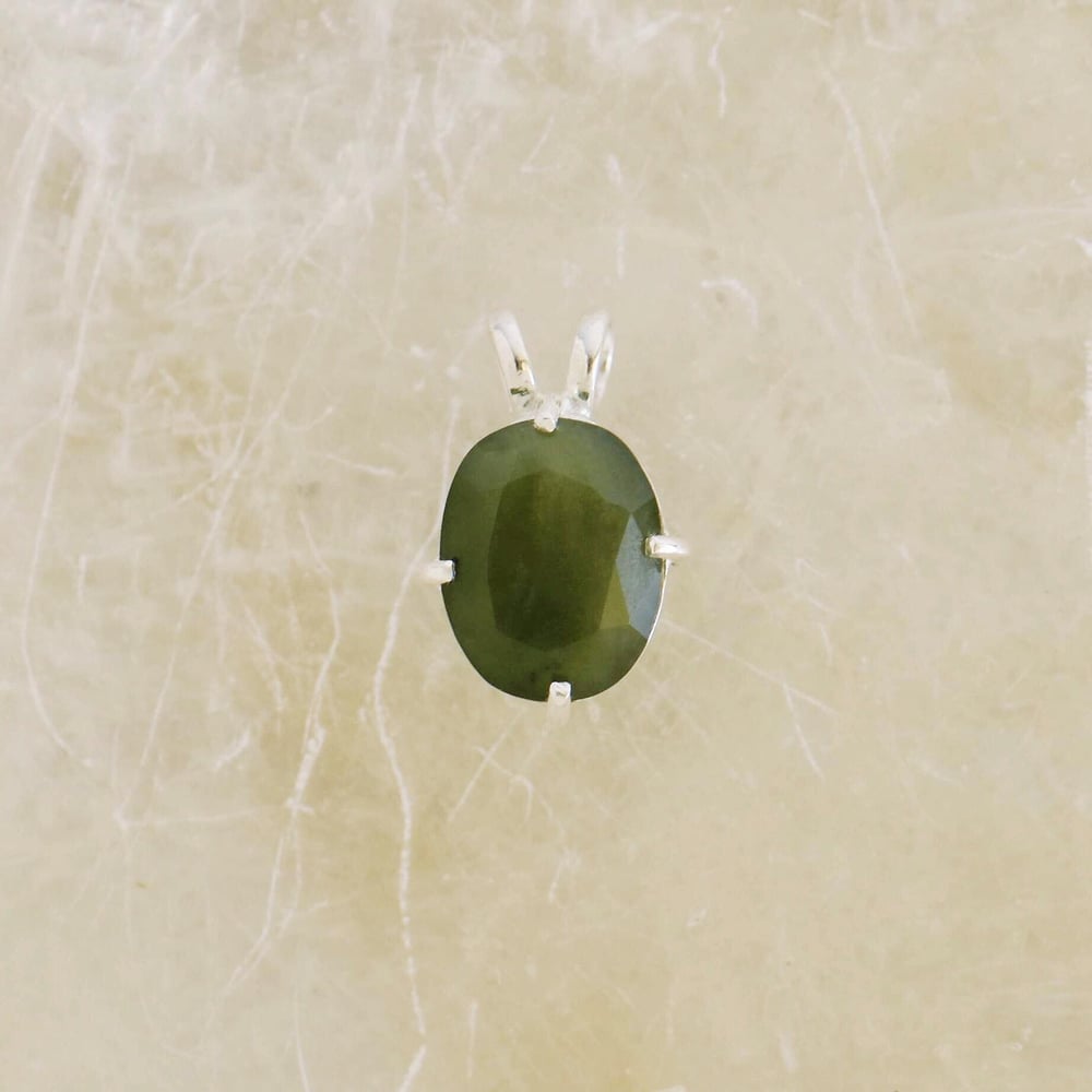 Image of Vietnam Green Jade cushion cut 4 claws silver necklace