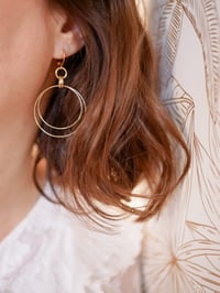 Image 4 of Grandes Boucles d'Oreilles CINNATI
