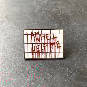Hellraiser 2 "I am in Hell, help me" hard enamel pin badge