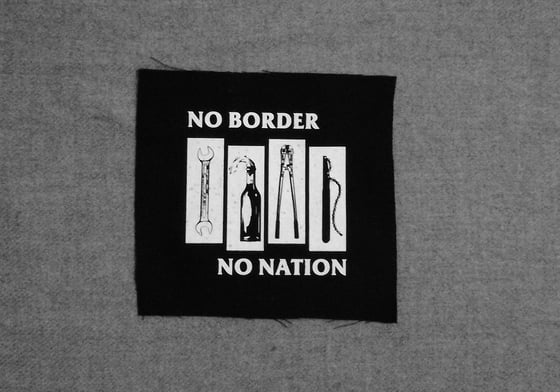 Image of NO BORDER PATCH