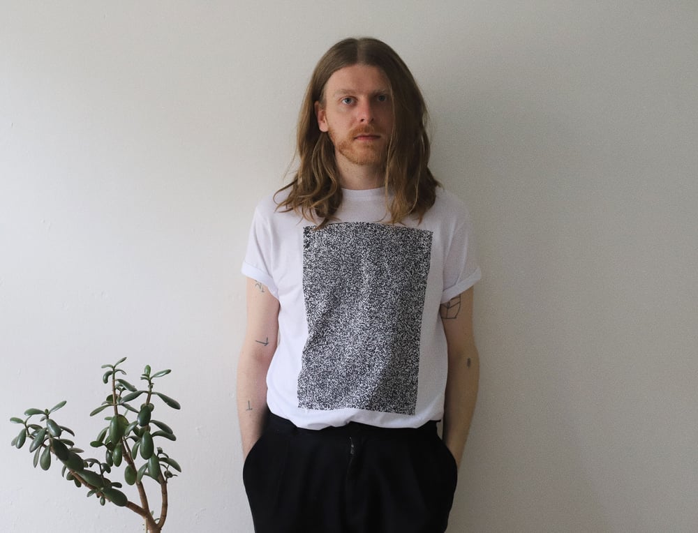 Image of NOISE BASIC TSHIRT