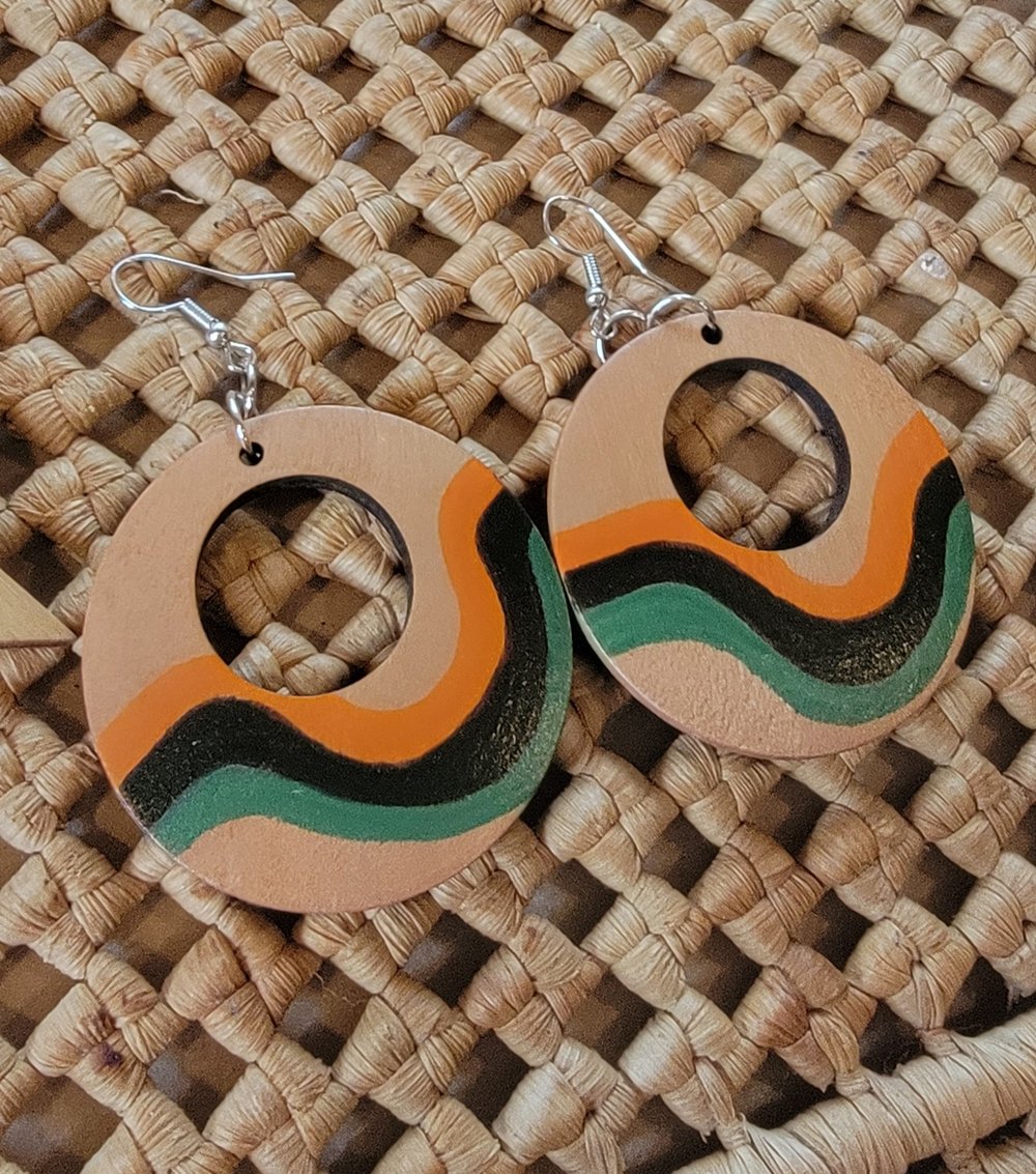 Image of Retro painted earrings 