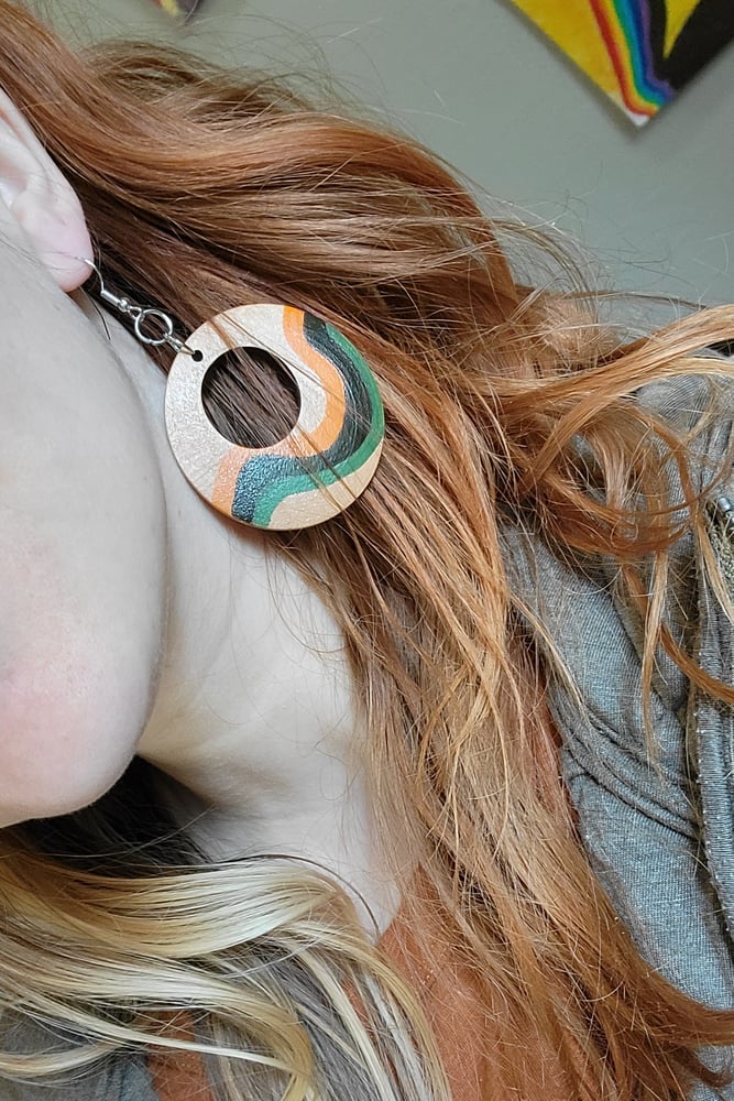 Image of Retro painted earrings 