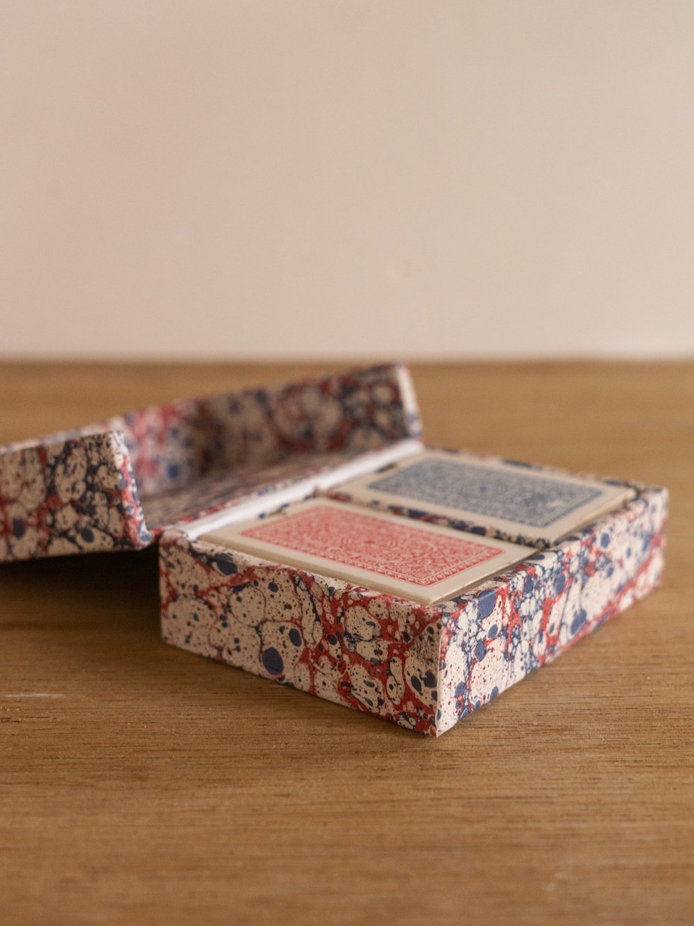 Image of playing card box