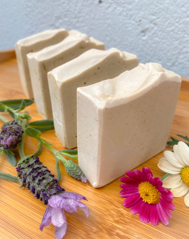 Image of Jabón de avena, leche y miel