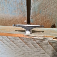 Image 1 of CARAMEL trucks