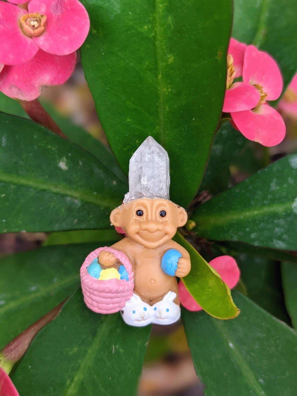 Crystal Troll Mini holding Easter Egg Basket 1.5"