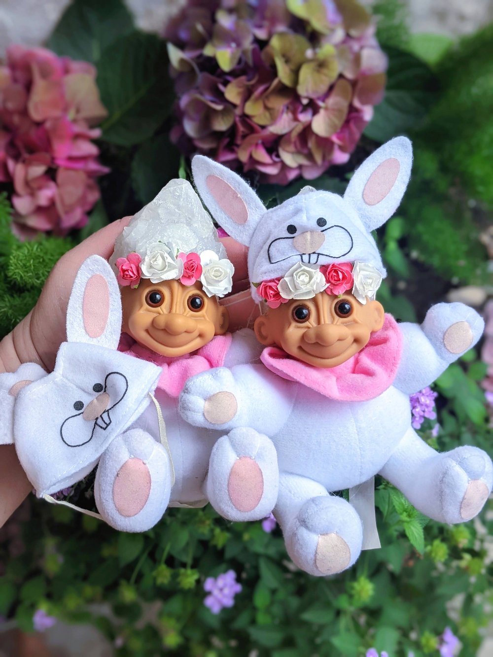 LG - Quartz Crystal Bunny Troll with removable hat 6"