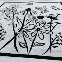 Image 2 of ‘Garden Party’ Towel