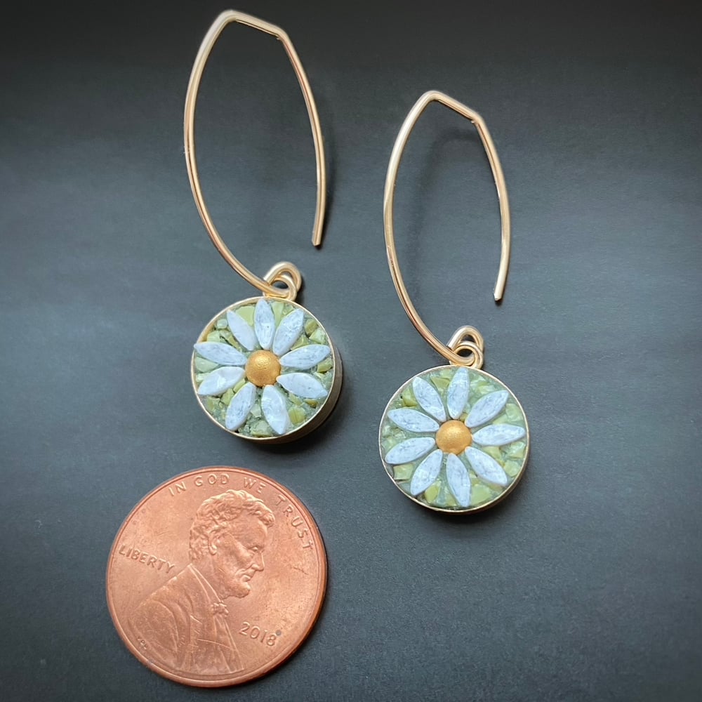 Image of Daisy Earrings, Gold Centers