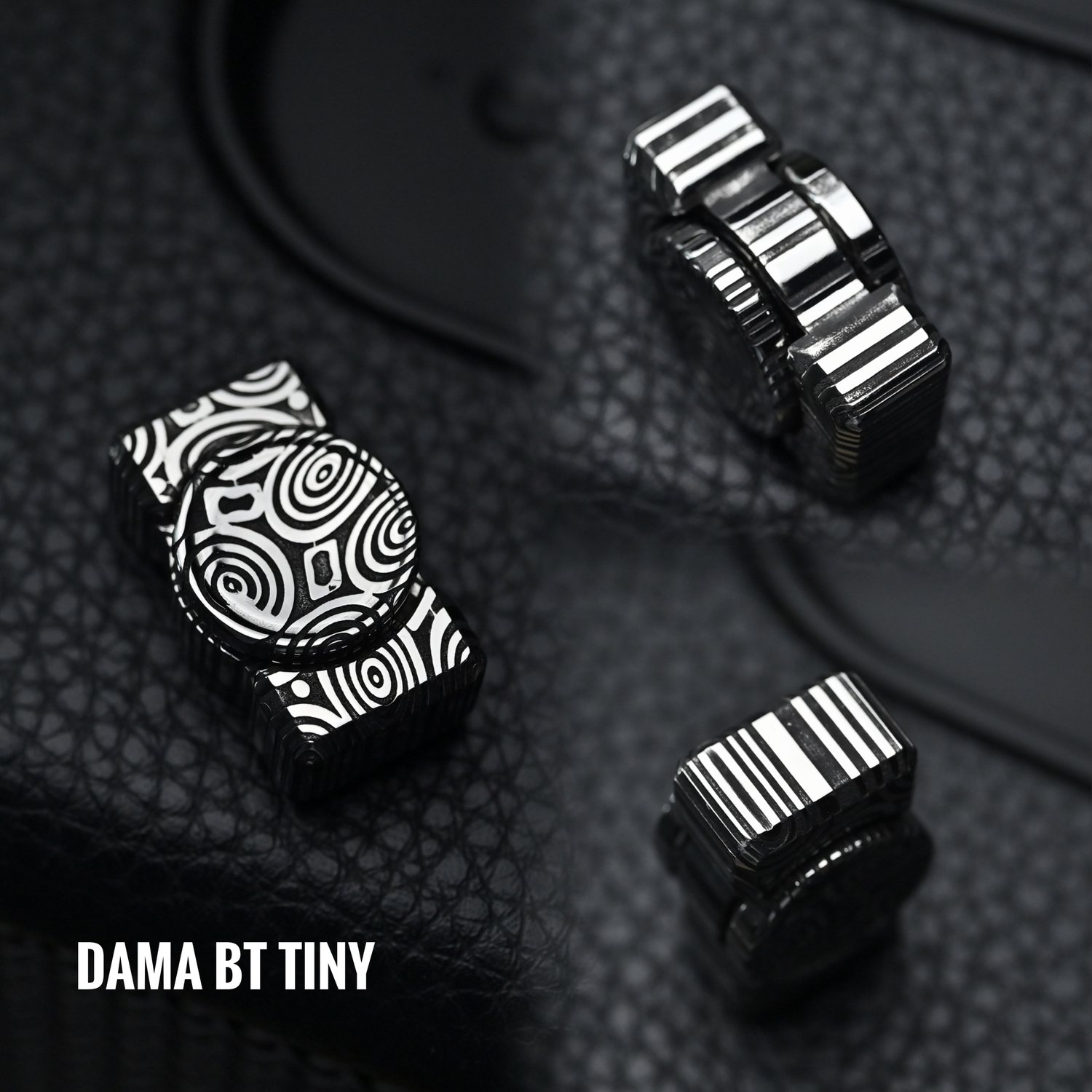 Image of Dama TINY collision fidget spinner toys 