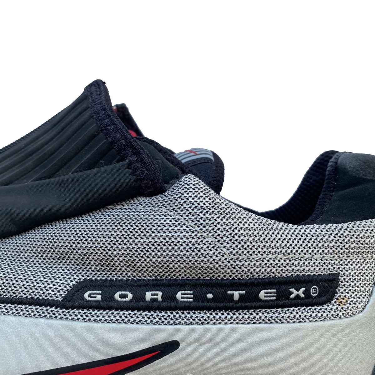 Vintage Nike ACG Dri Goat Silver WAY OUT CACHE