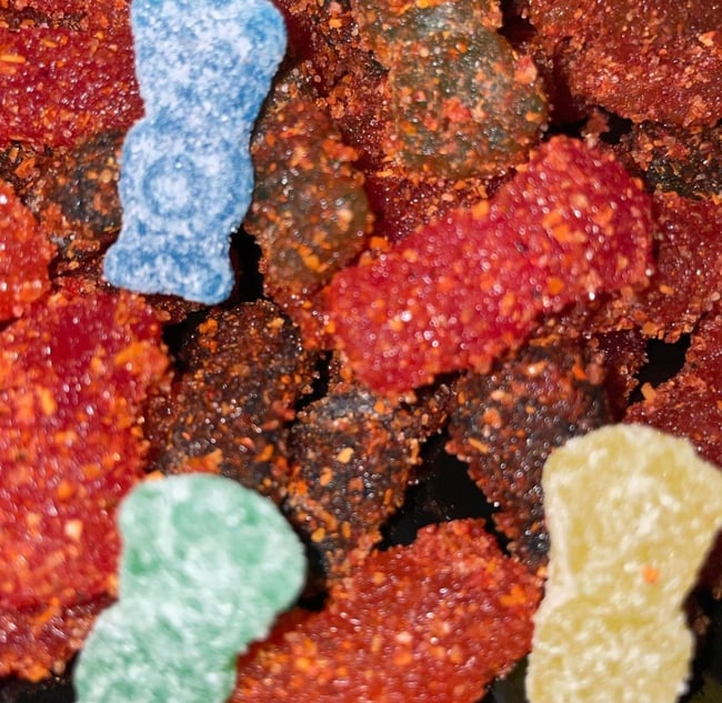 Sour Patch Kids enchilados