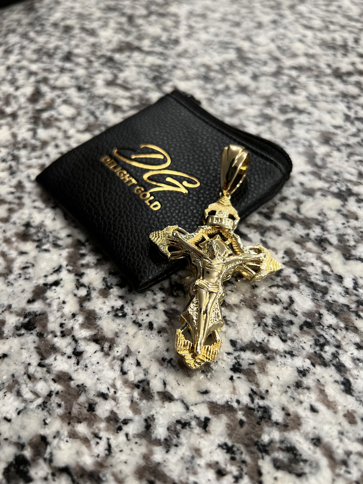 Delight Gold 14K - Yellow Gold Custom Crucifix