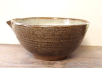 Image 2 of Pouring bowl