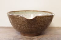 Image 1 of Pouring bowl