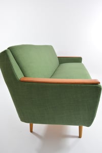 Image 4 of Canapé convertible vert