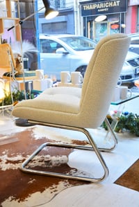 Image 5 of Fauteuil chromé sans accoudoirs