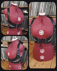 Image 2 of Ligtningbolt underbust vest