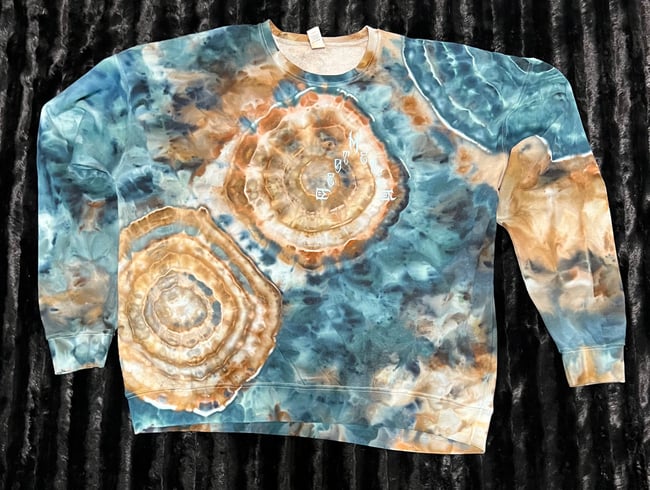 ICE DYED LIGHTWEIGHT SWEATSHIRT w/ Geode (Butterbeer/Teal Sea)
