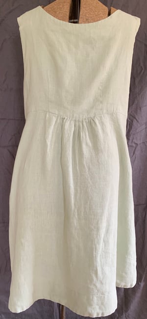 Image of Classic wrap dress in Emerald linen