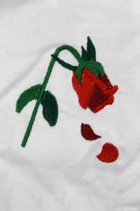 Image 3 of Rose fanée