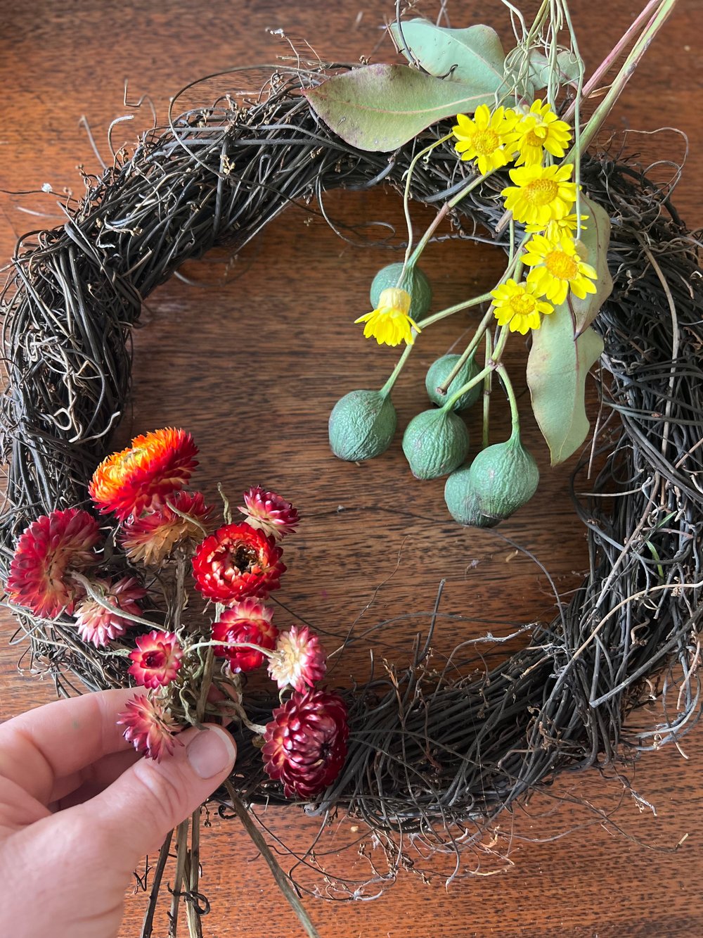 Image of Take-home wreath bundle