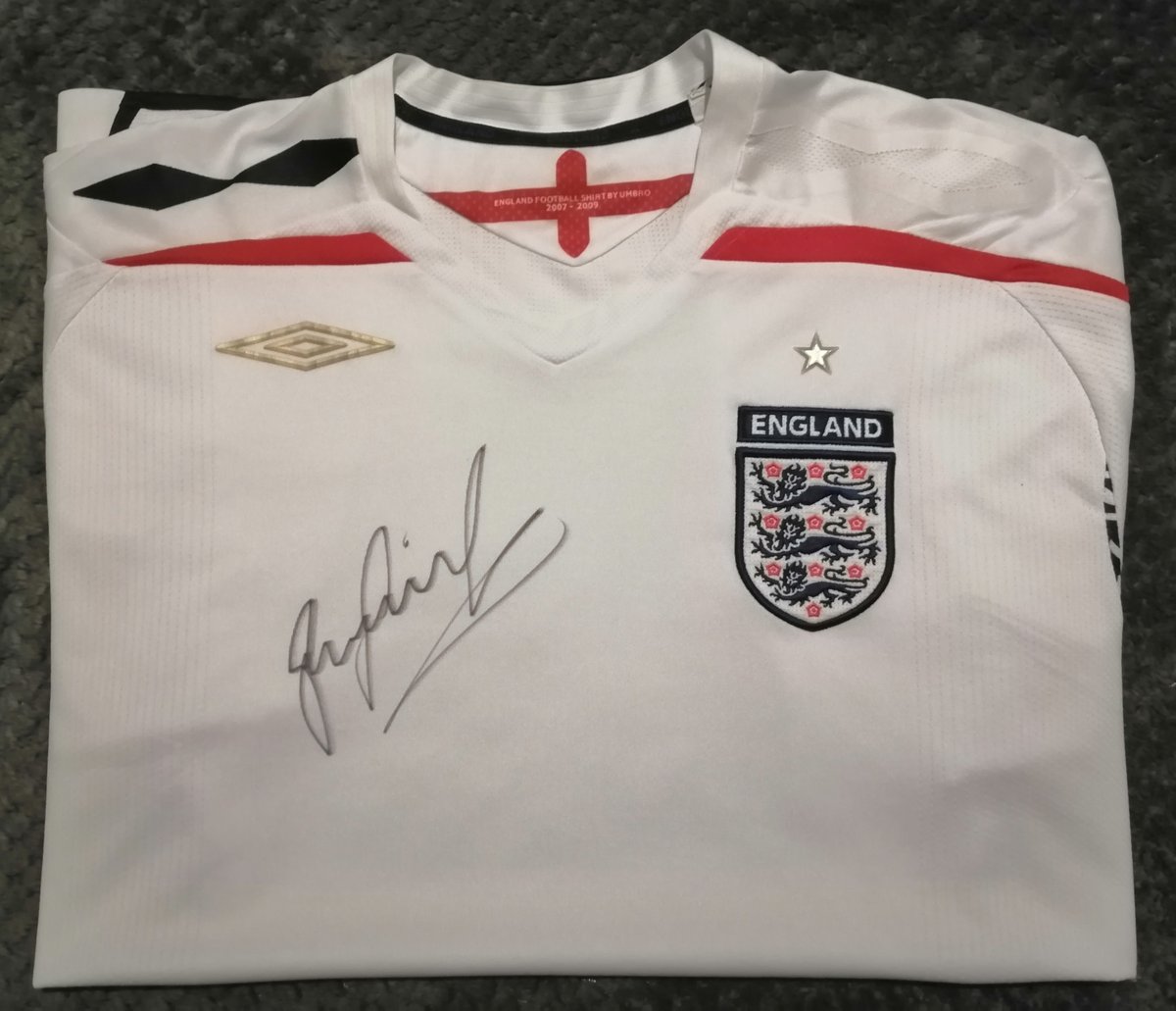 Signed Football Shirts | Celebrity Signings UK