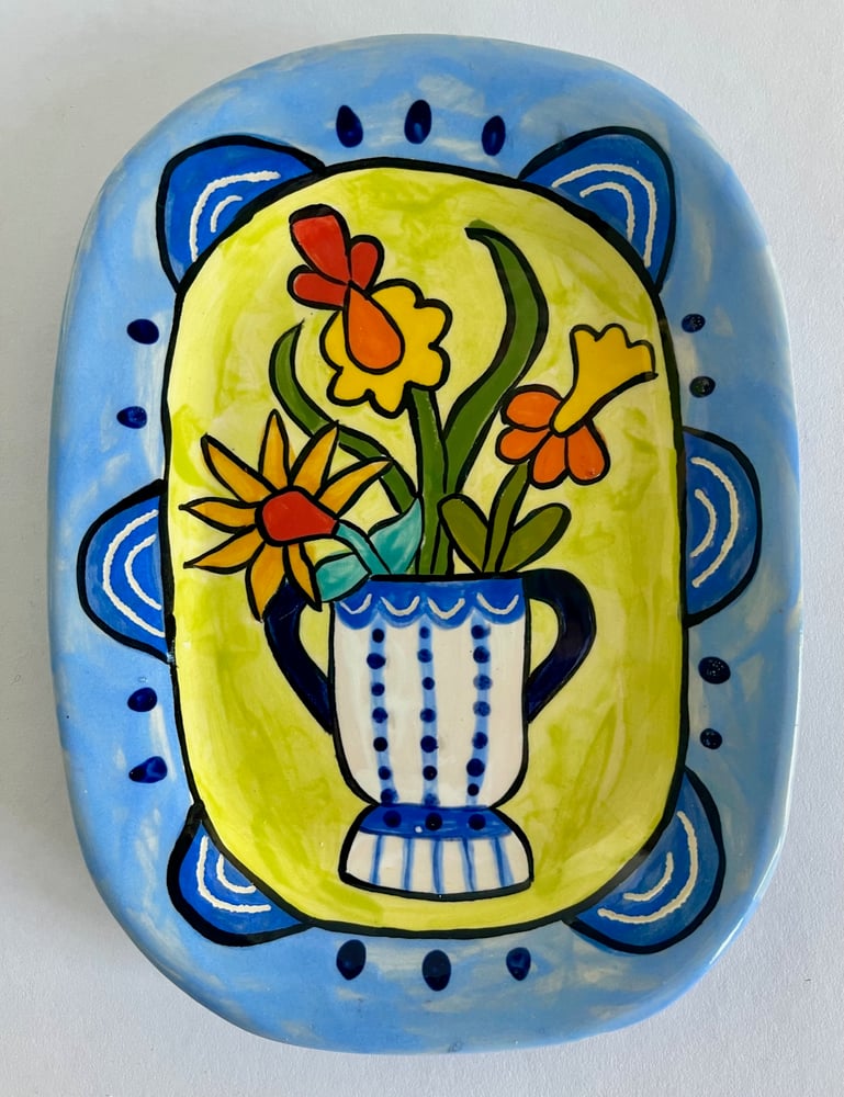 Image of 163 Small Platter with Blue Border and Striped Vase