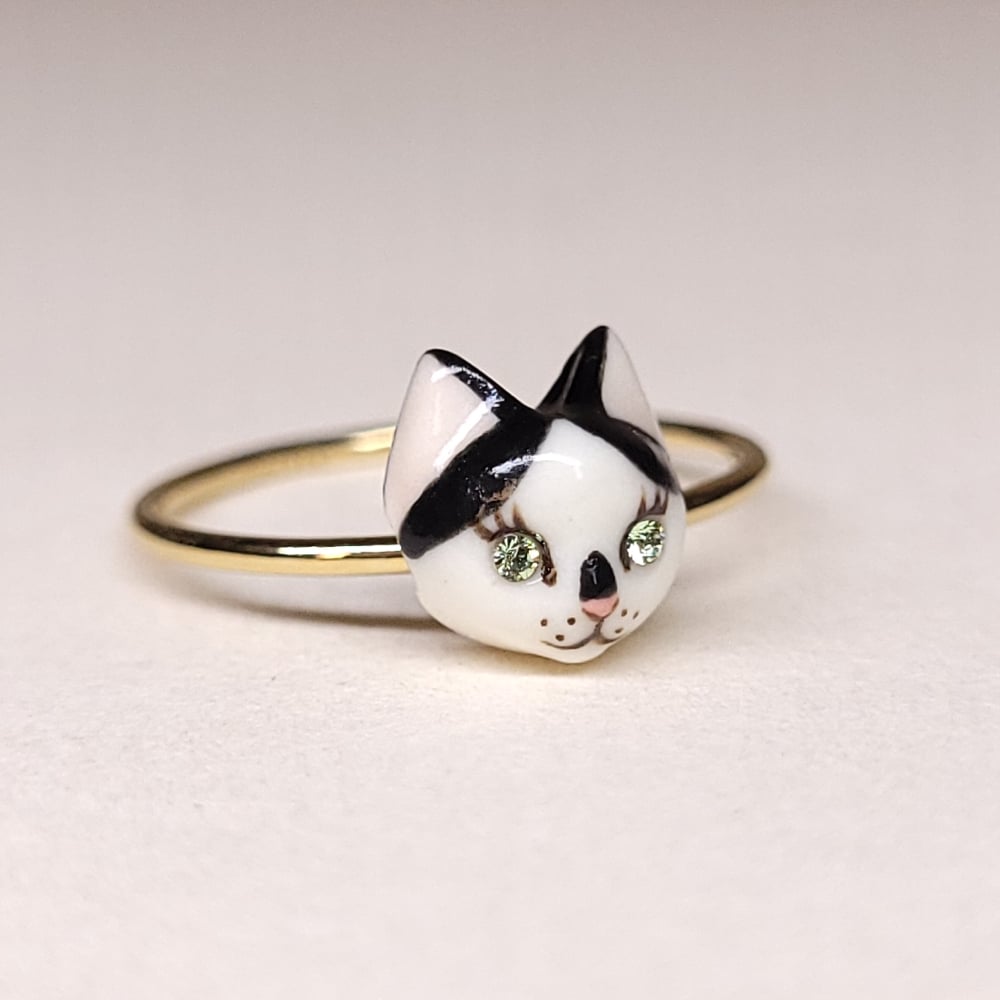 Image of Cow Cat Porcelain & Gold Filled Cat Ring