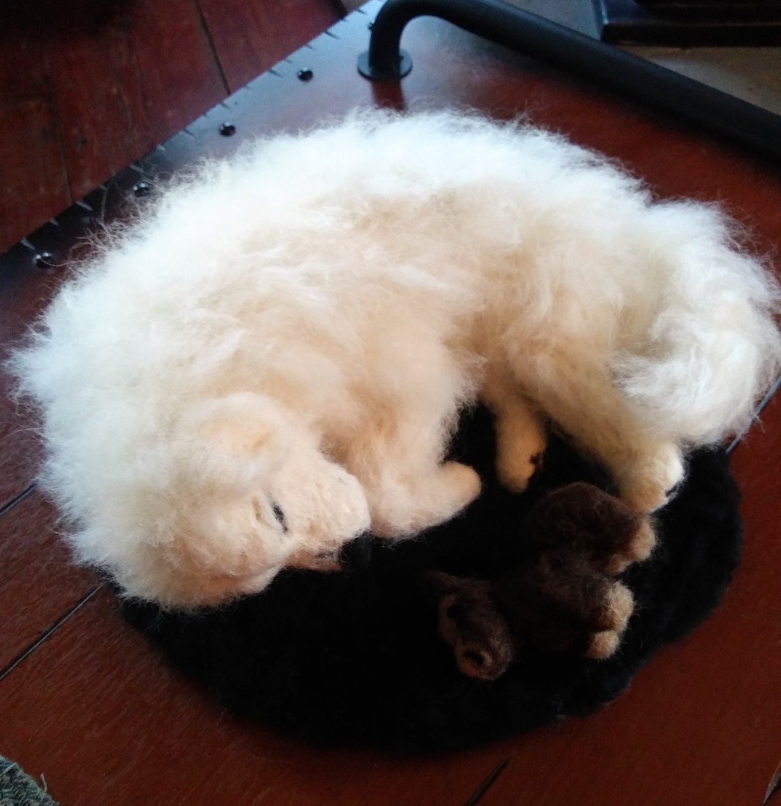 Image of 12"Sleeping Pyrenees 