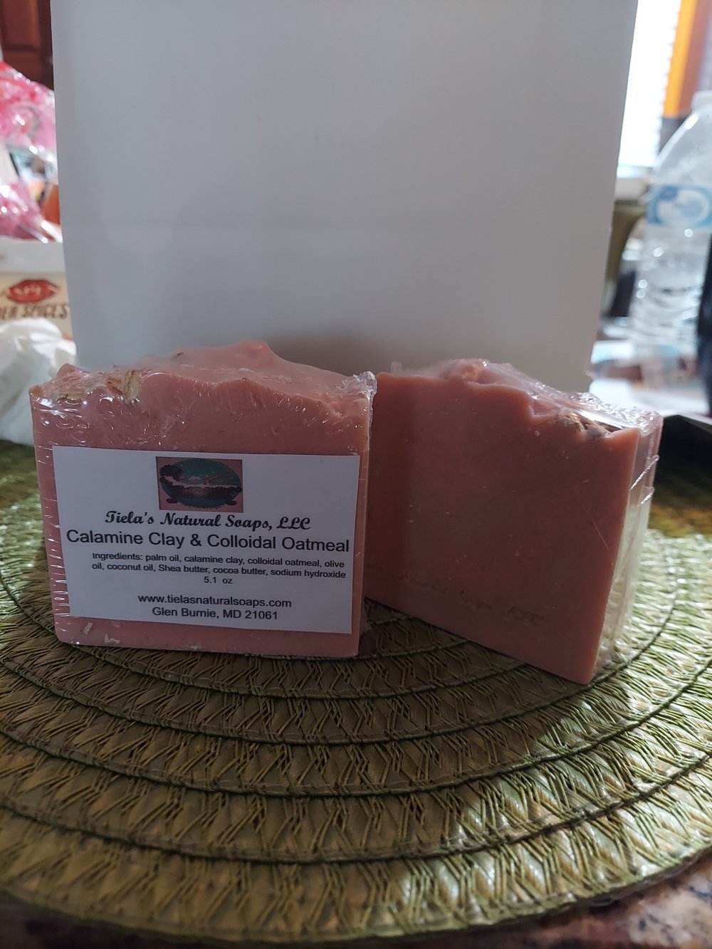 Image of Calamine Clay and Colloidal Oatmeal
