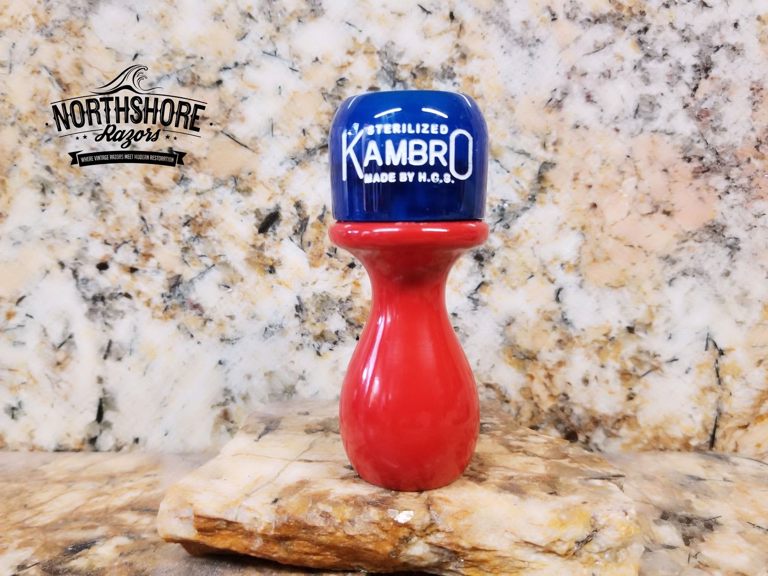 Image of BRUSHES STAR/KAMBRO BLUE OVER RED