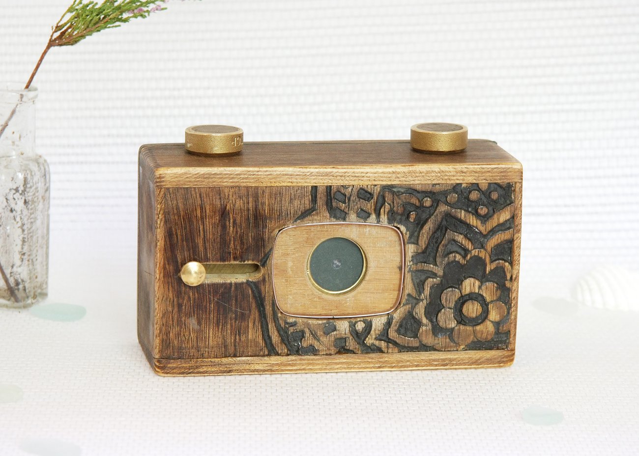 Pinhole camera. 120 film, 6x6 pinholeworks